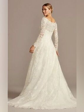 **NWT** Oleg Cassini Long-Sleeve Bridal Gown - 6